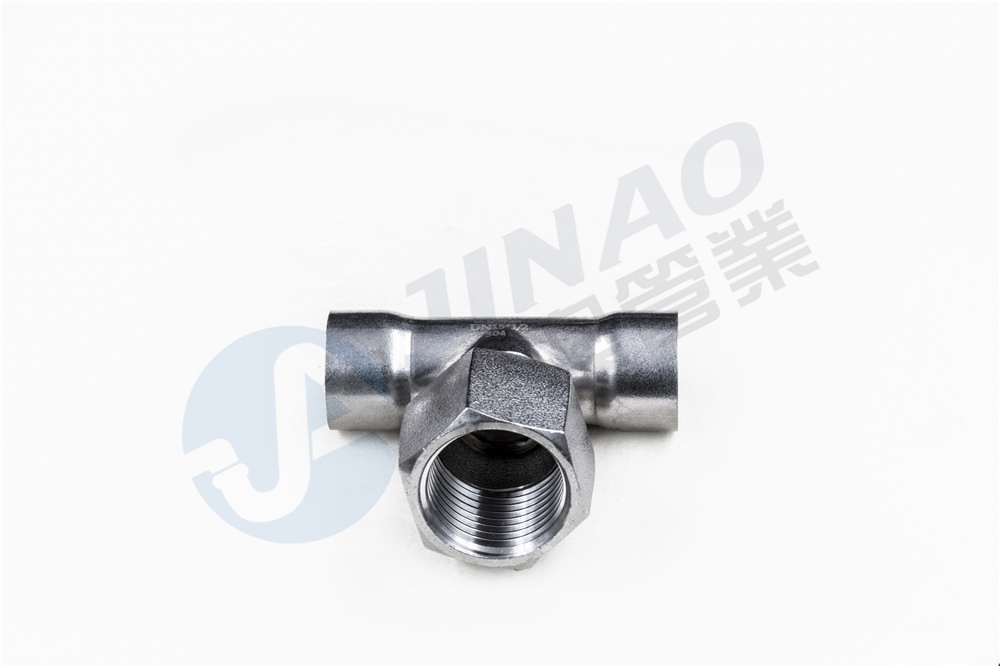 承插焊内丝三通