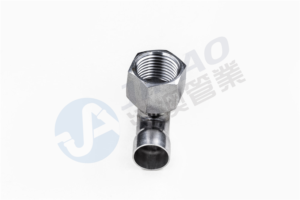 承插焊内丝三通